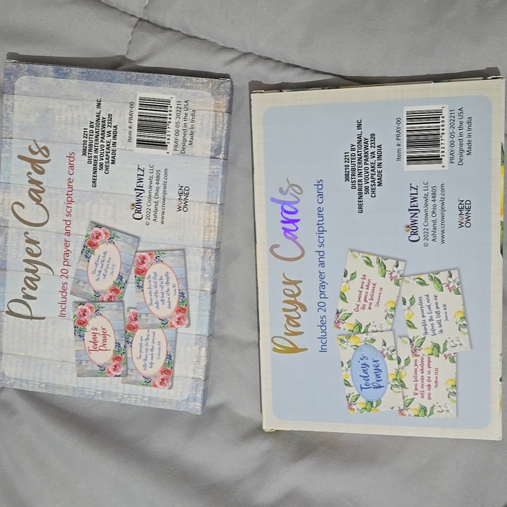 Floral Prayer Cards Set - Picture 2 of 3
